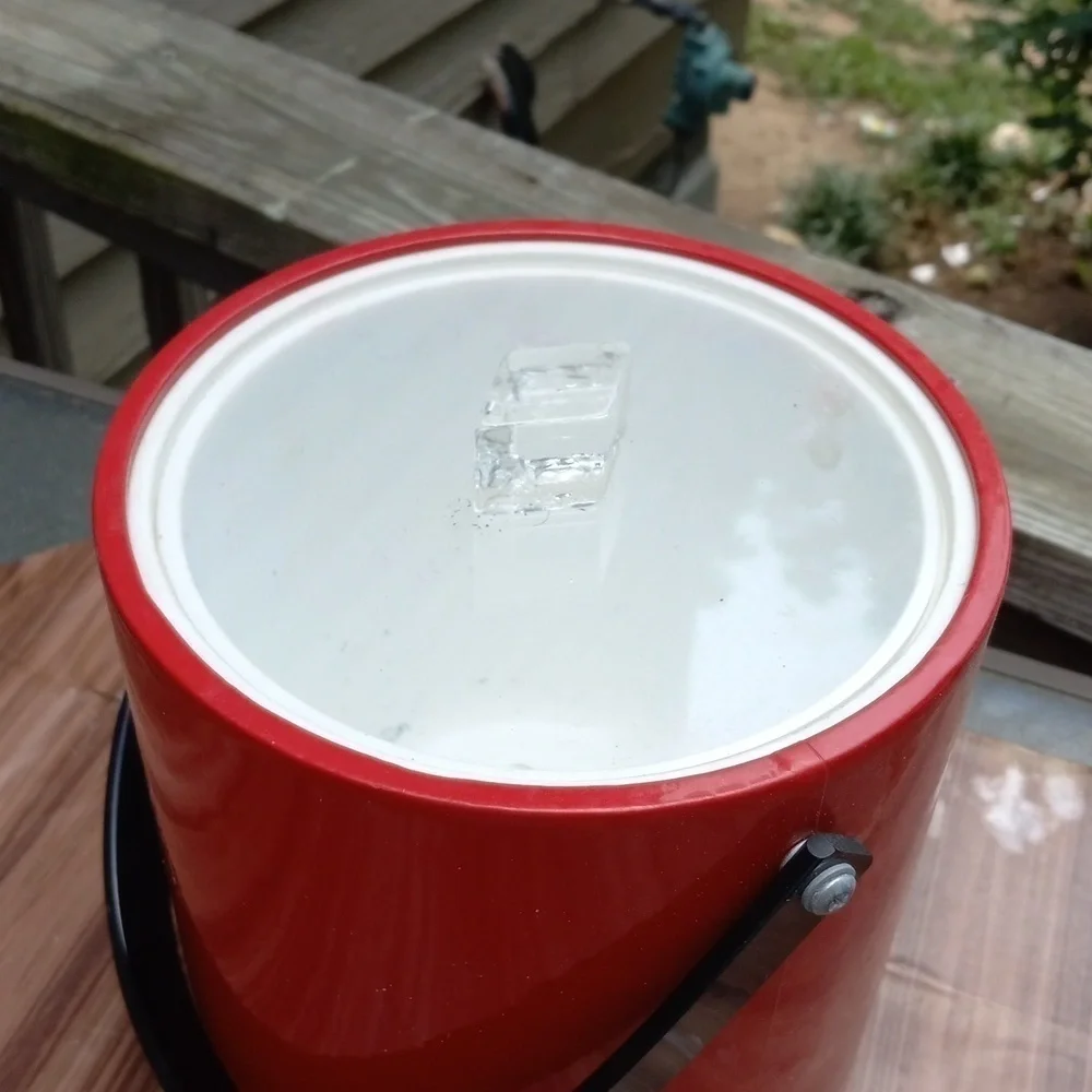 Vintage great tub